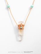 Macramé ketting Master Quartz VI: Ghost met Amazonieten.