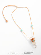 Macramé ketting Master Quartz VI: Ghost met Amazonieten.