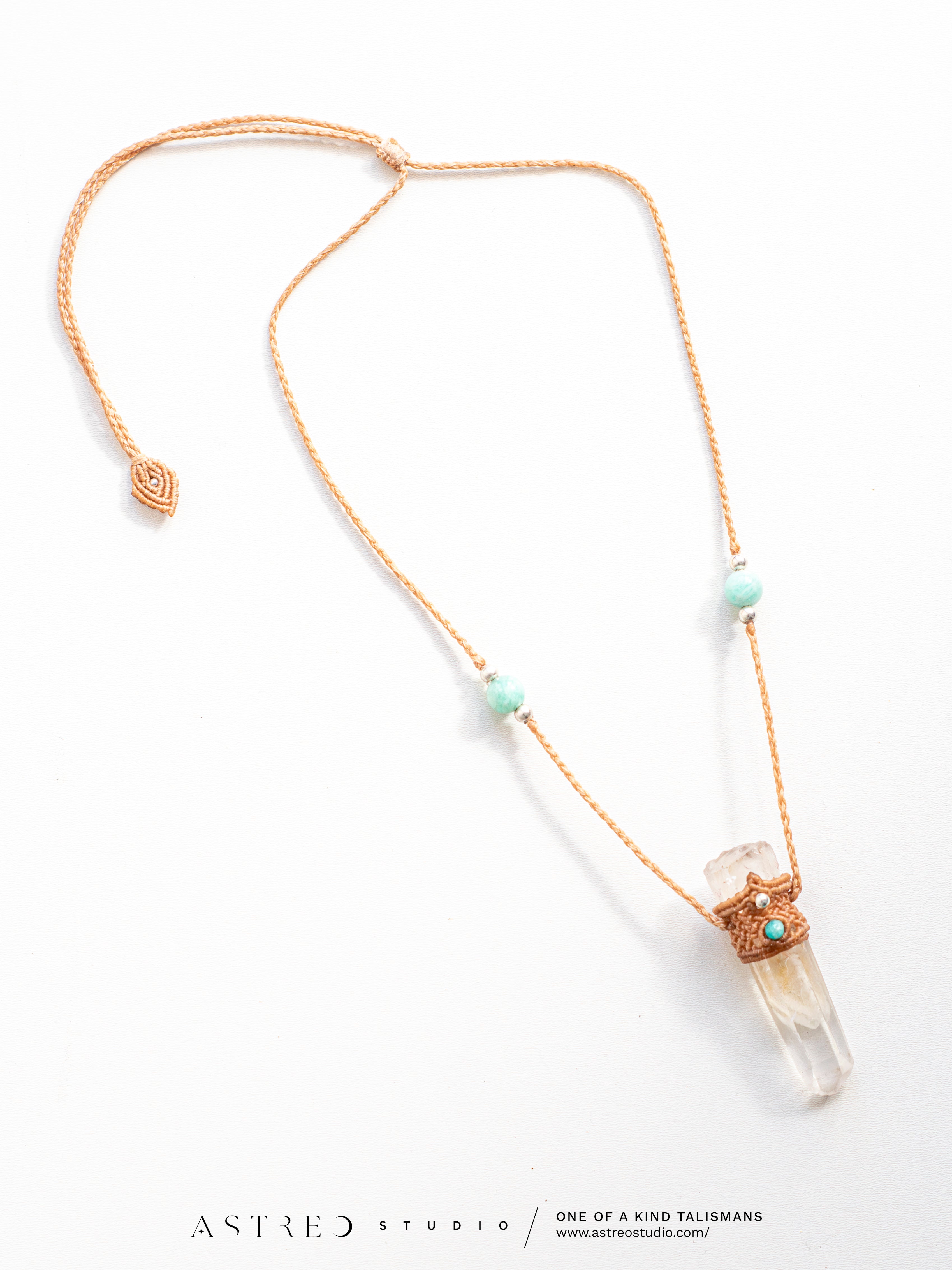 Collar Macrame Cuarzo Maestro VI: Fantasma con Amazonitas.