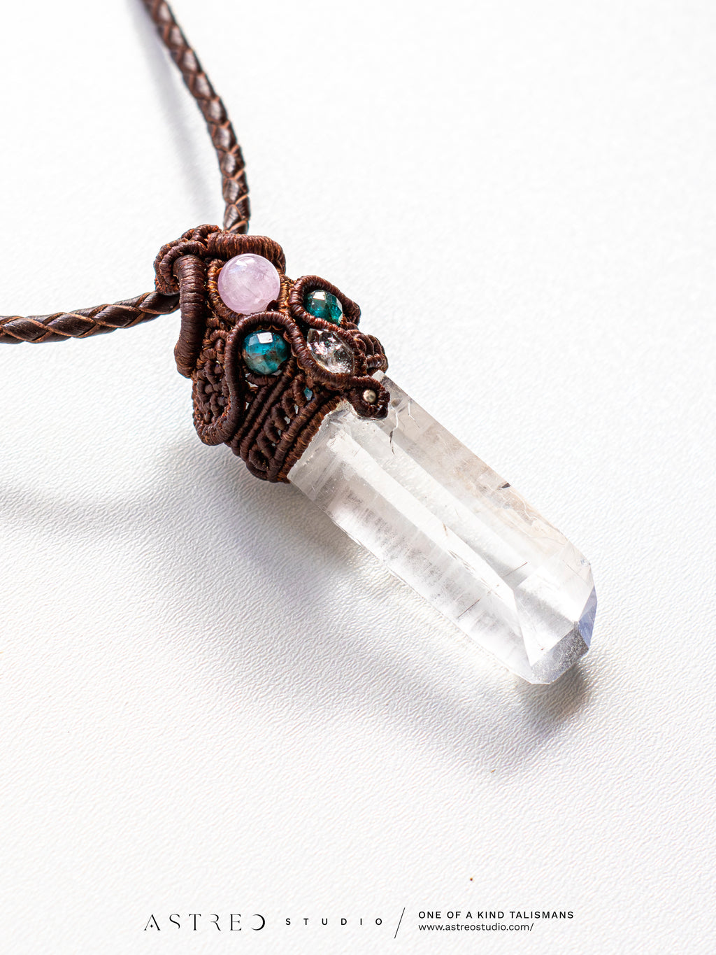Macrame Necklace Master Quartz IV: Tabular with Mineral Inclusions
