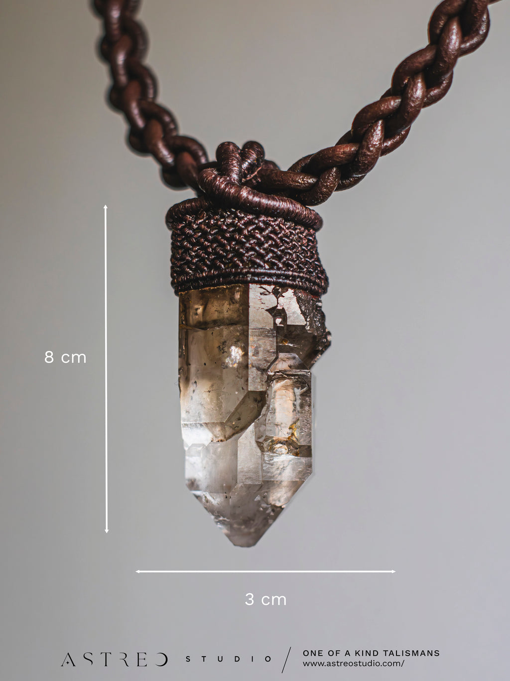 Collar Macrame y Cuero con Cuarzo Maestro Elestial A+++