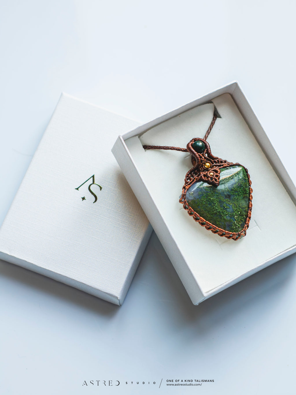 Mosagaat macramé ketting 