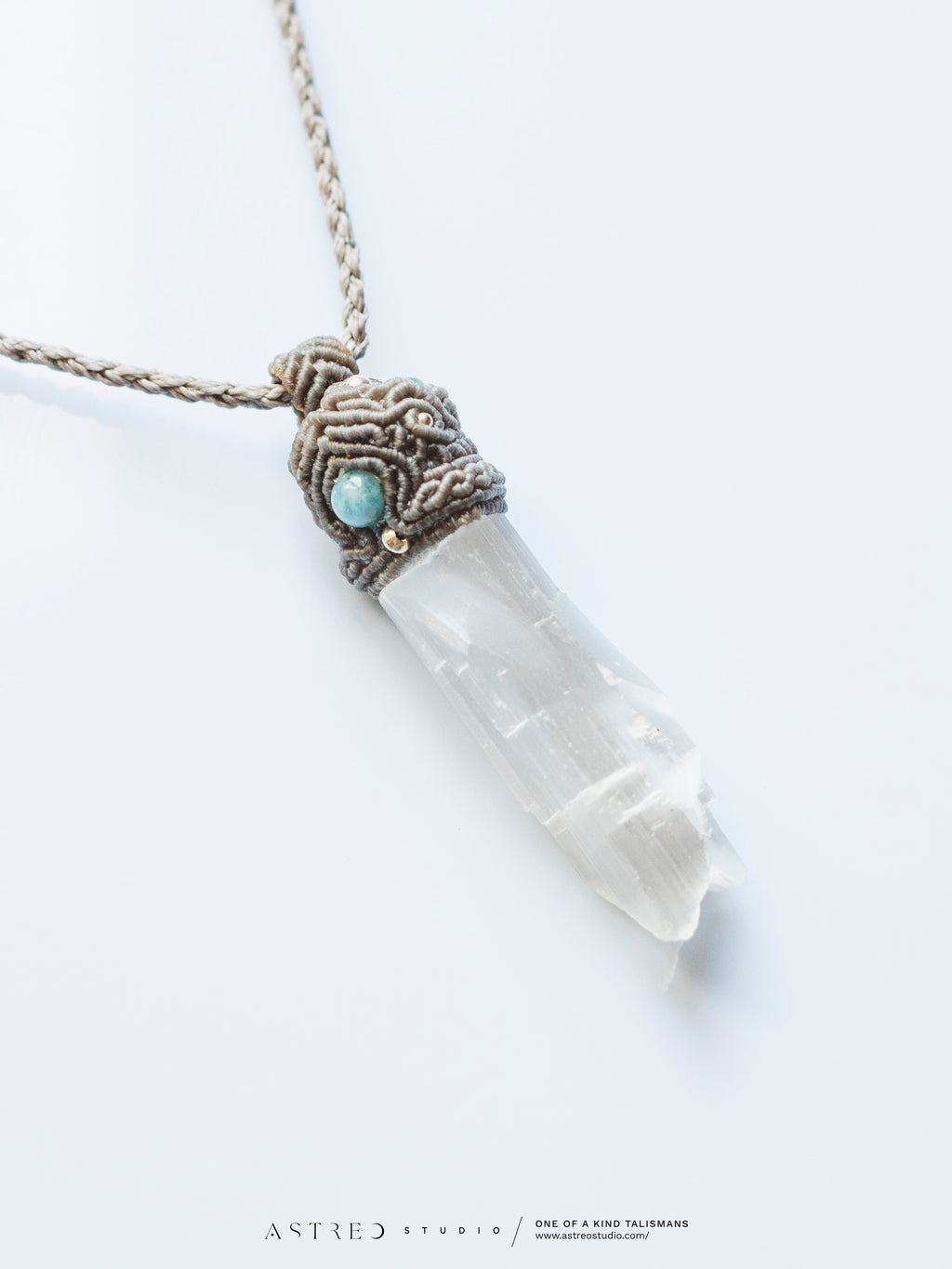 Macrame Labradorite Necklace XL 