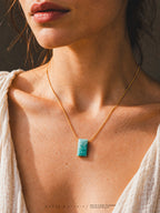 Ketting met chalcedoon 