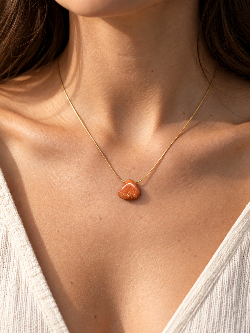 Collar Cadena con Piedra Sol