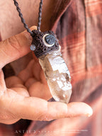 Macramé ketting van Elestial Quartz met zwarte toermalijn en insluitsels 