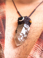 Macramé ketting van Elestial Quartz met zwarte toermalijn en insluitsels 