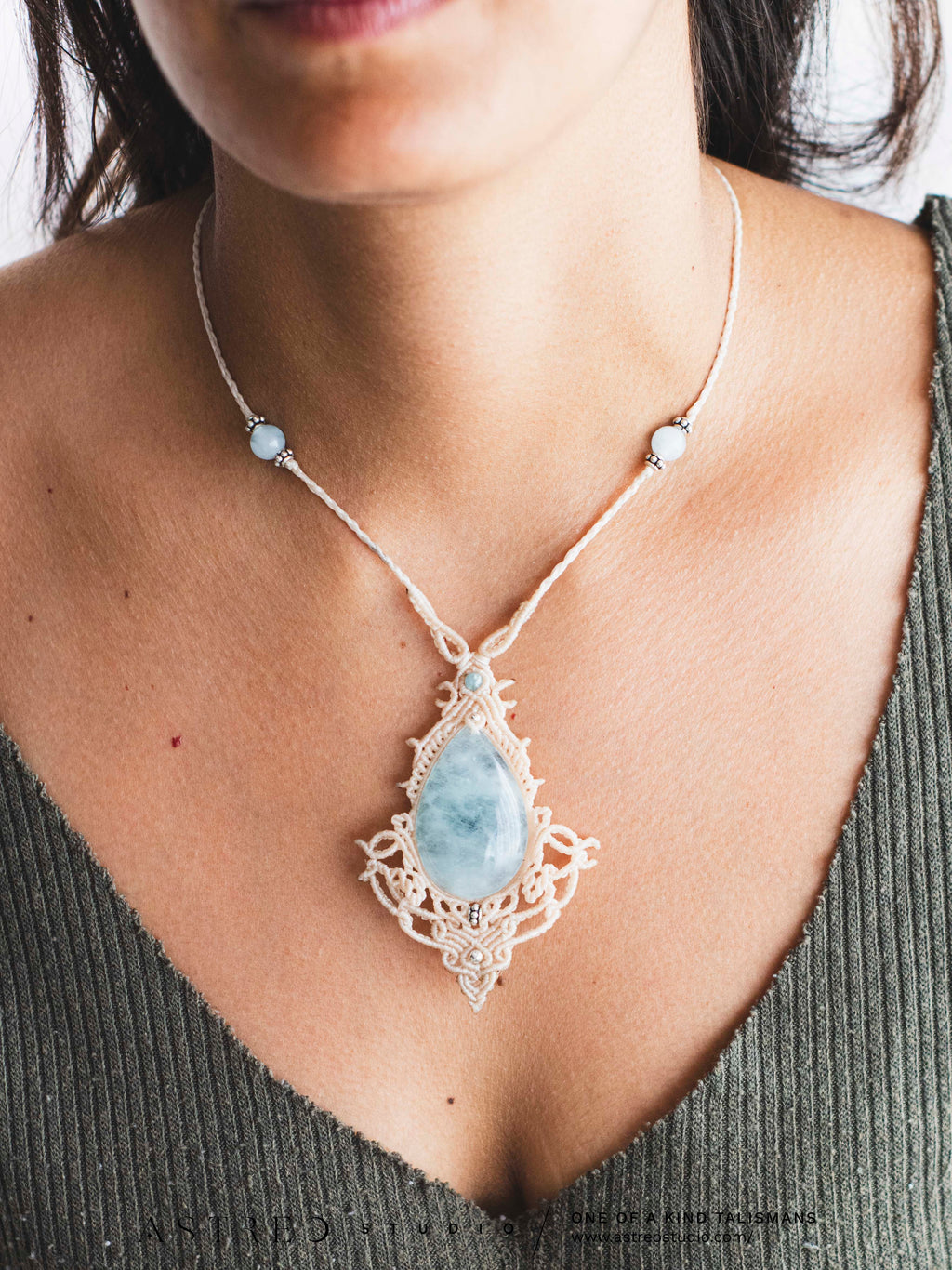 Collar Macrame Aguamarina