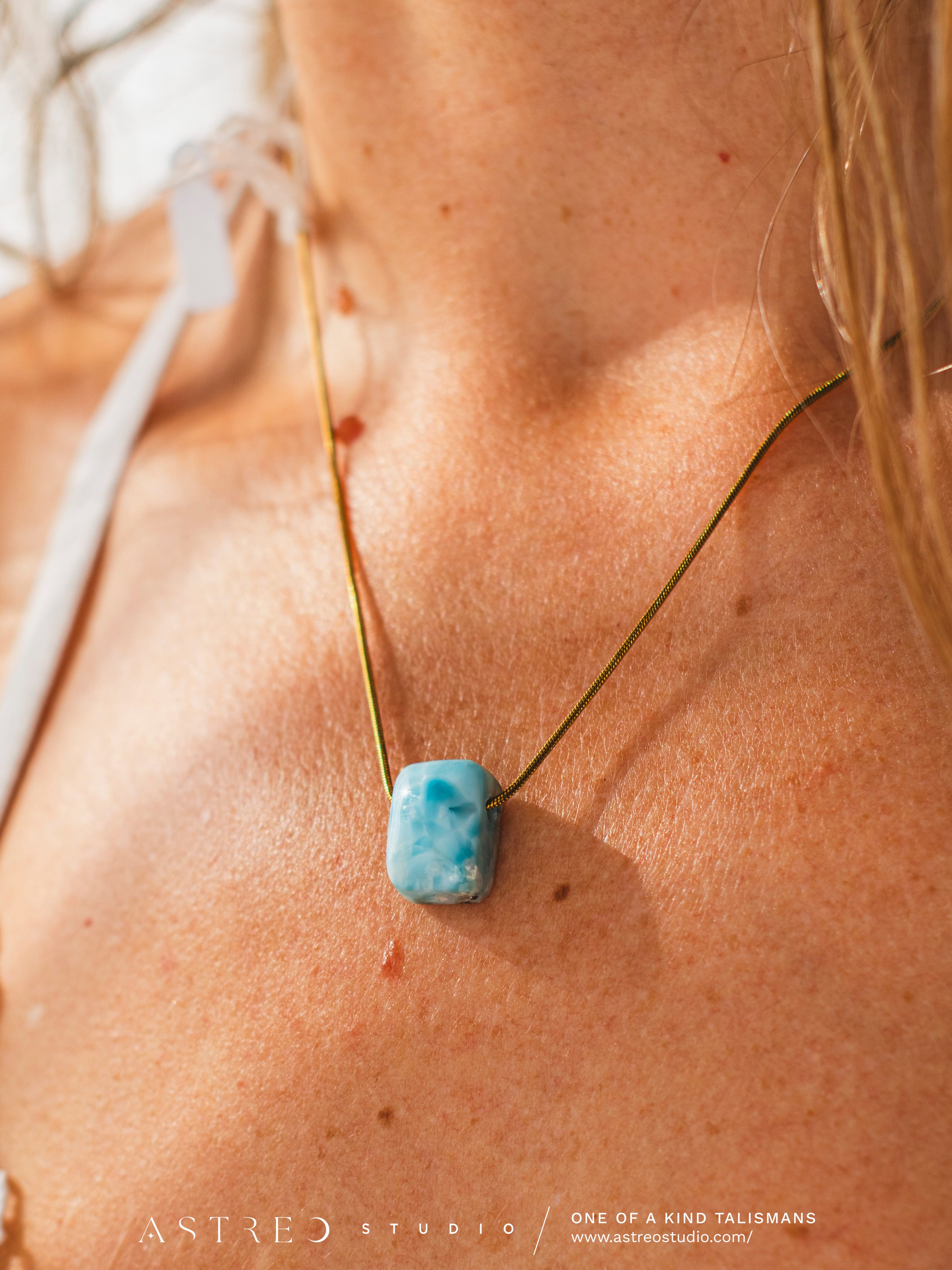 Collares Cadena con Larimar