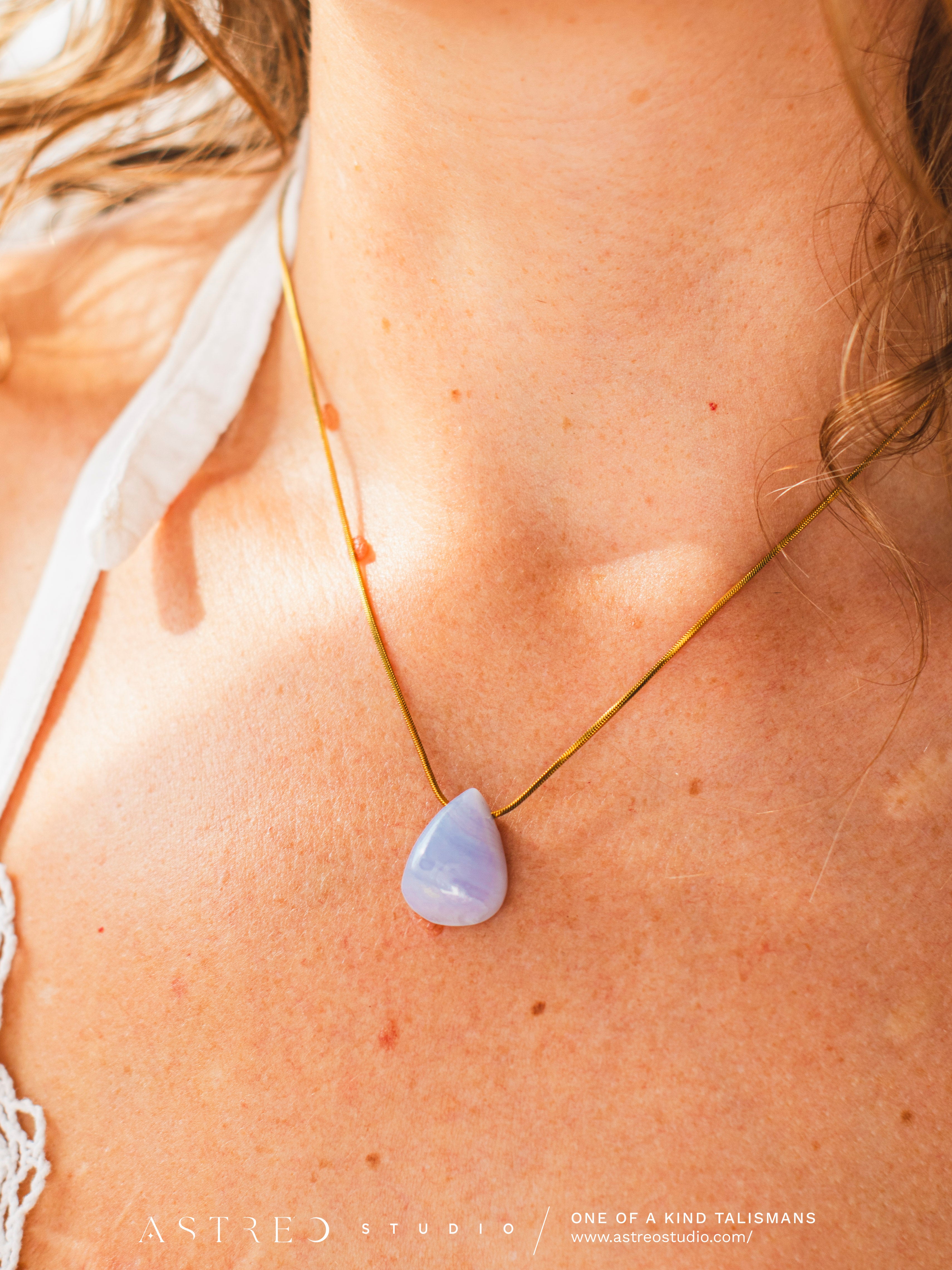 Collar Cadena con Calcedonia