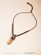 Macramé ketting met Twin Master Quartz en maansteen