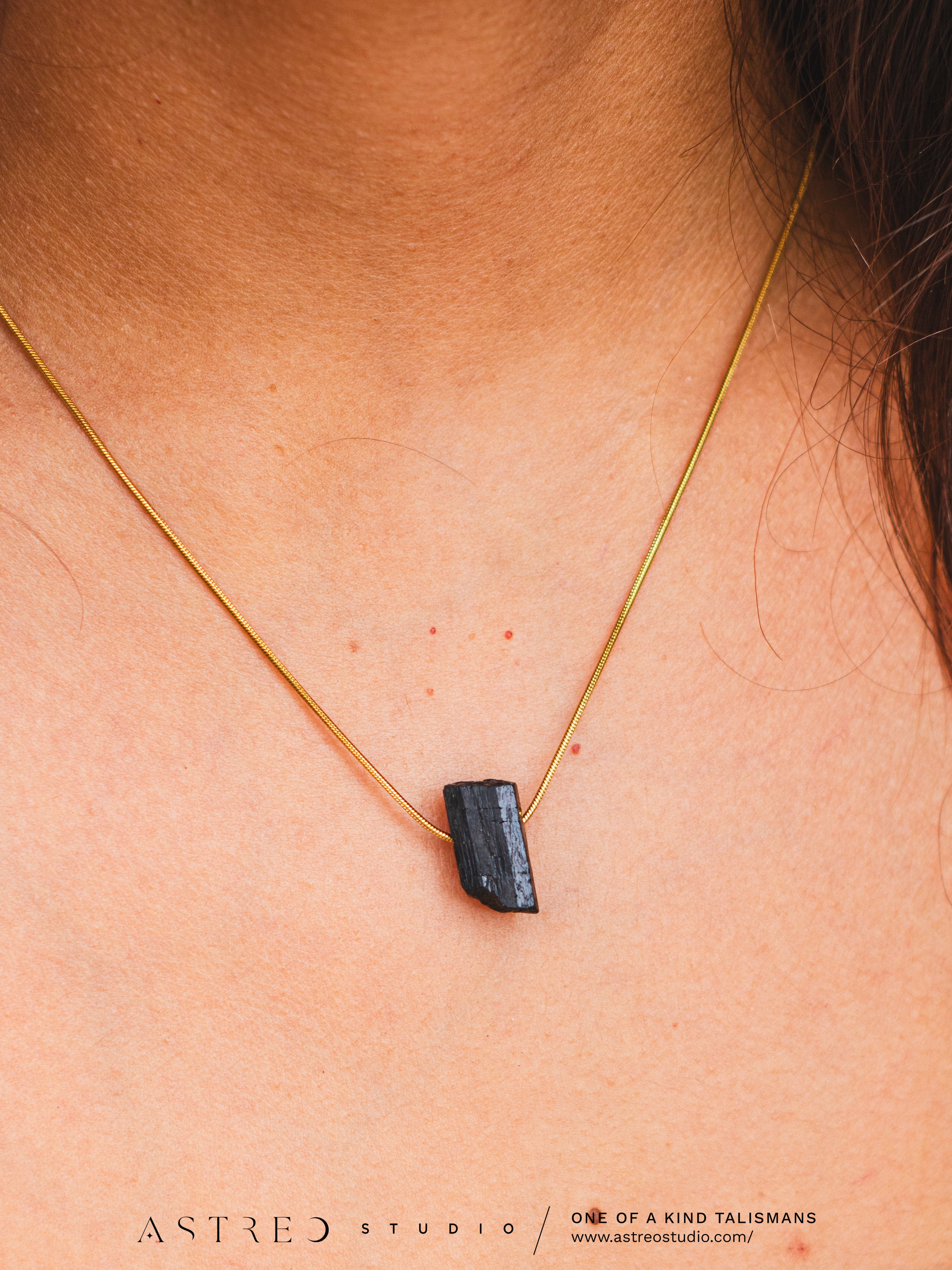 Collar Cadena con Turmalina Negra