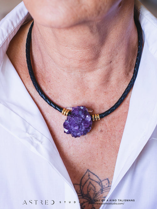 Amethist bloem leren ketting 