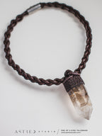 Collar Macrame y Cuero con Cuarzo Maestro Elestial A+++