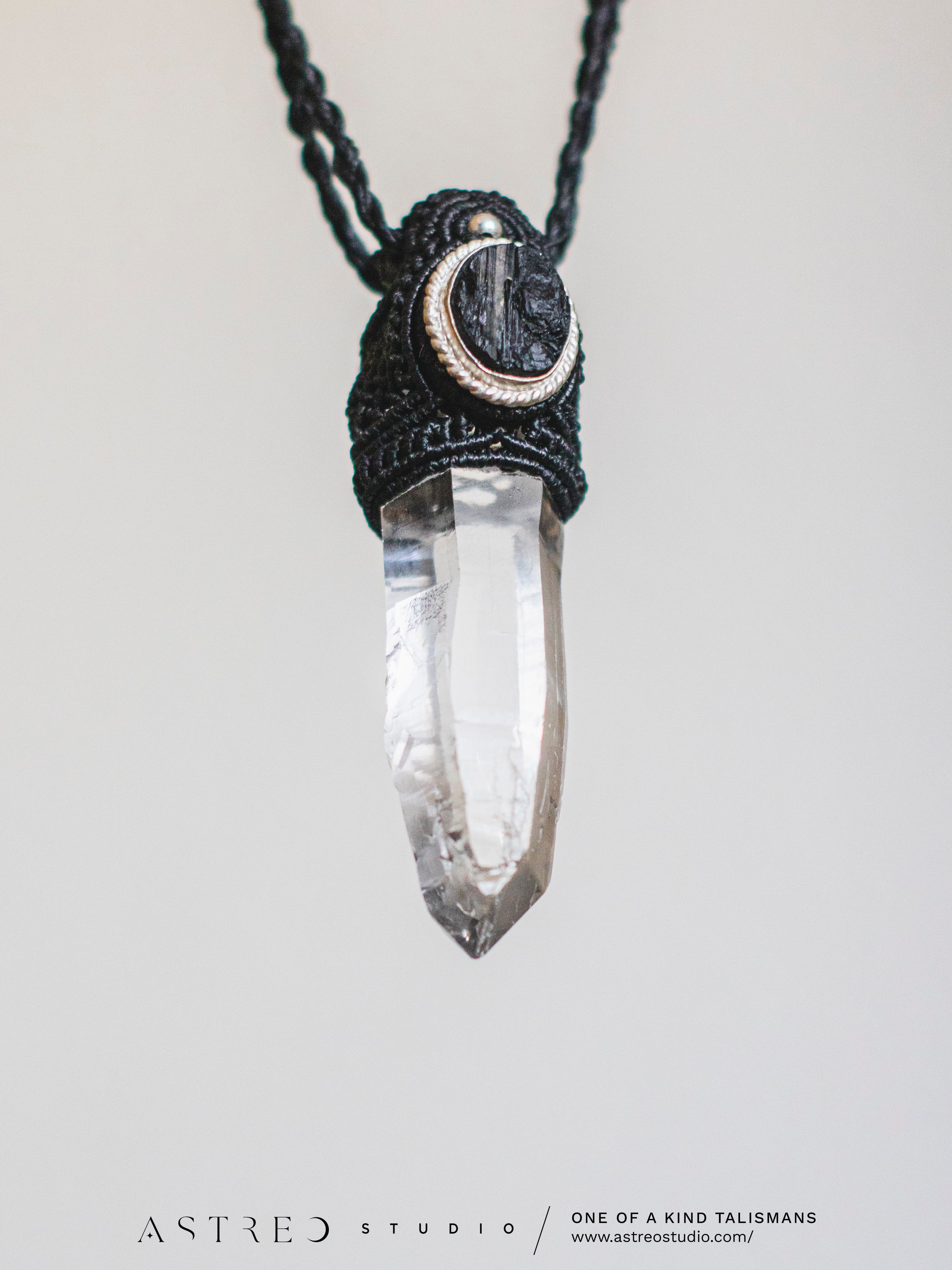 Collar Macrame Cuarzo Alpino y Turmalina Negra