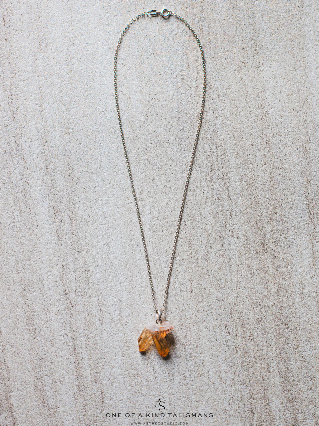 Collar Cadena Plata con Cuarzo Maestro Gemelo Mandarina