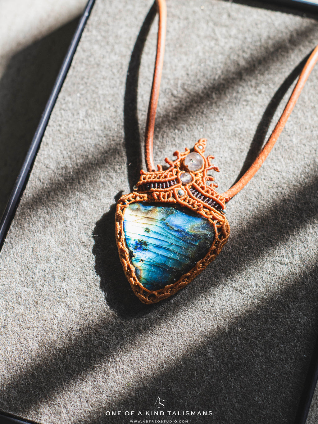 Macrame Labradorite Necklace XL 