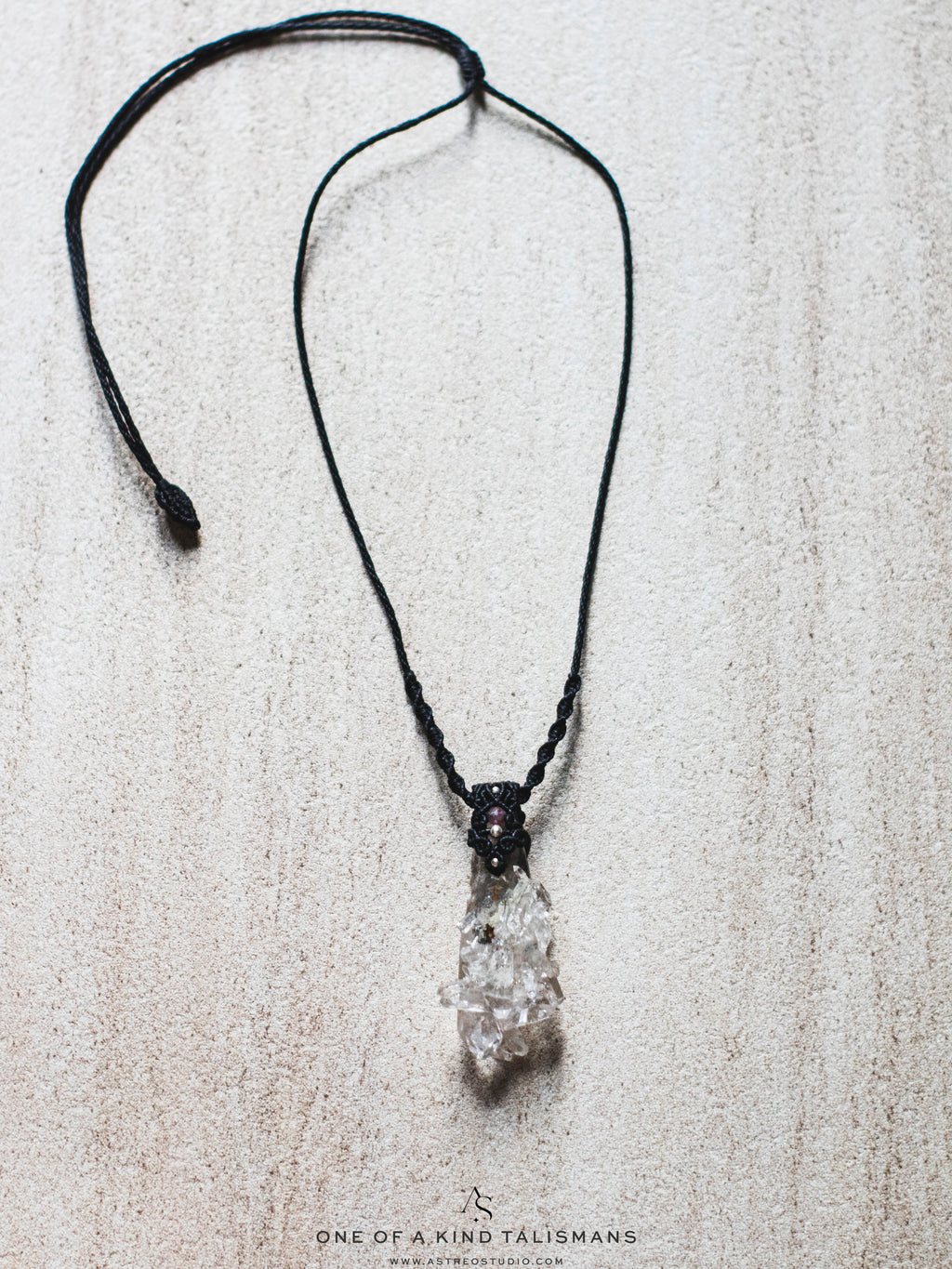 Collar Macrame Cuarzo Drusa y Lepidolita