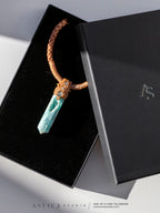 Collar Macramé y Cuero con Calcita Caribe