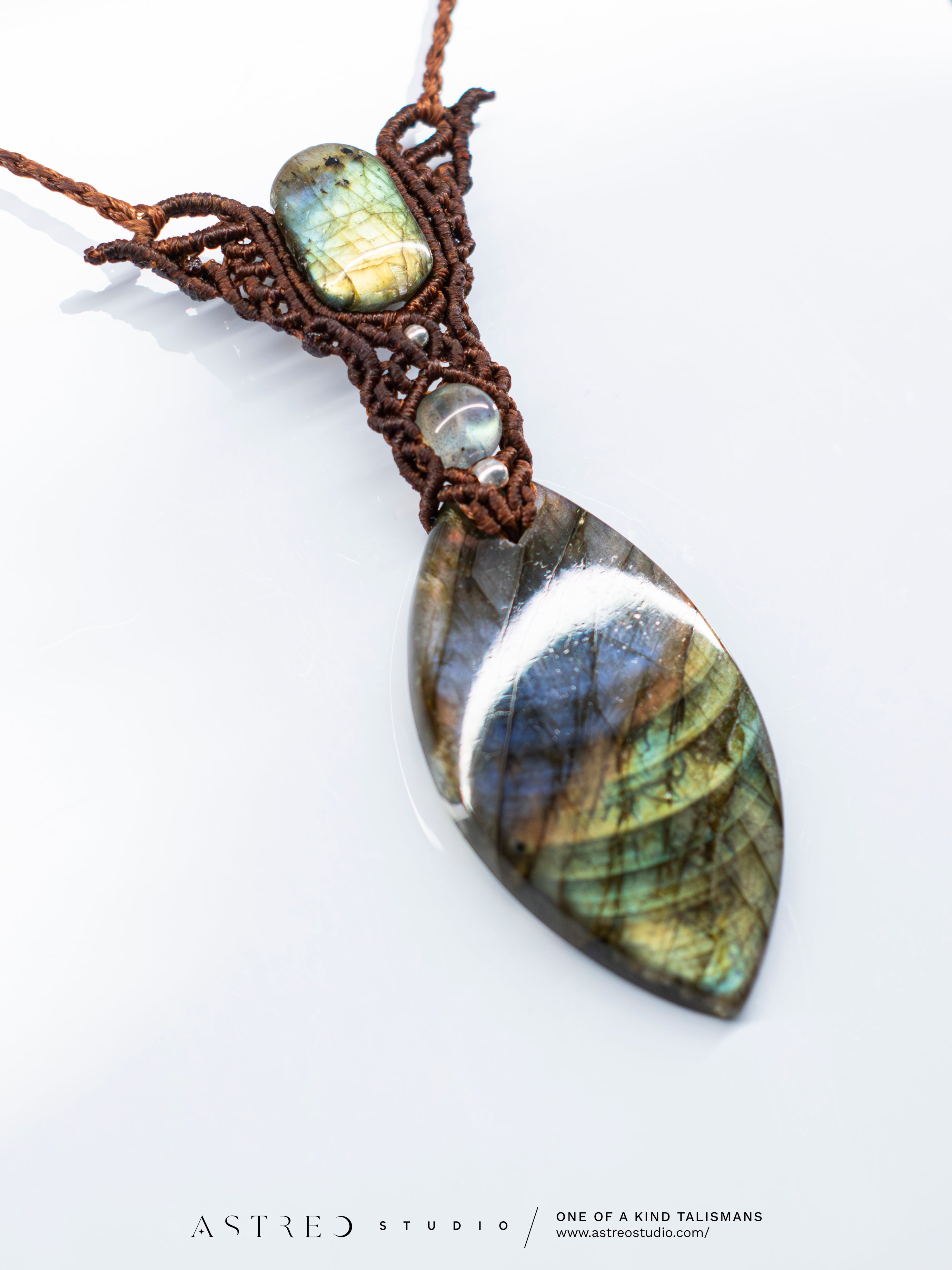 Collar Macrame Labradorita Multi