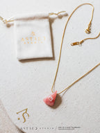 Ketting met chalcedoon 
