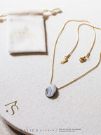 Collar Cadena con Flor de Calcedonia