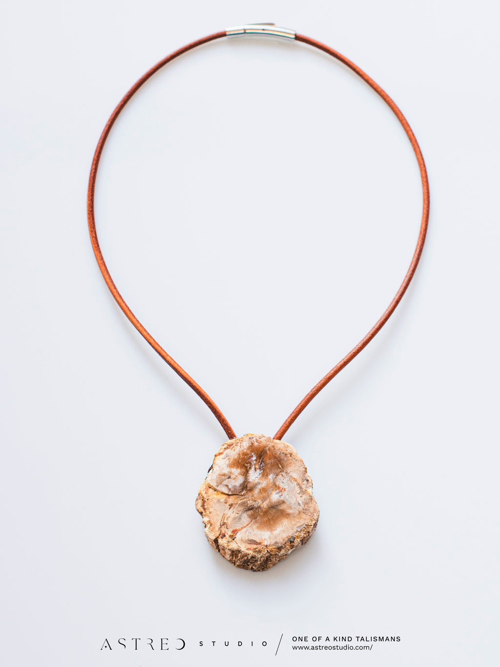 Leren Halsketting met Versteend Hout, Xylofoonsleutel