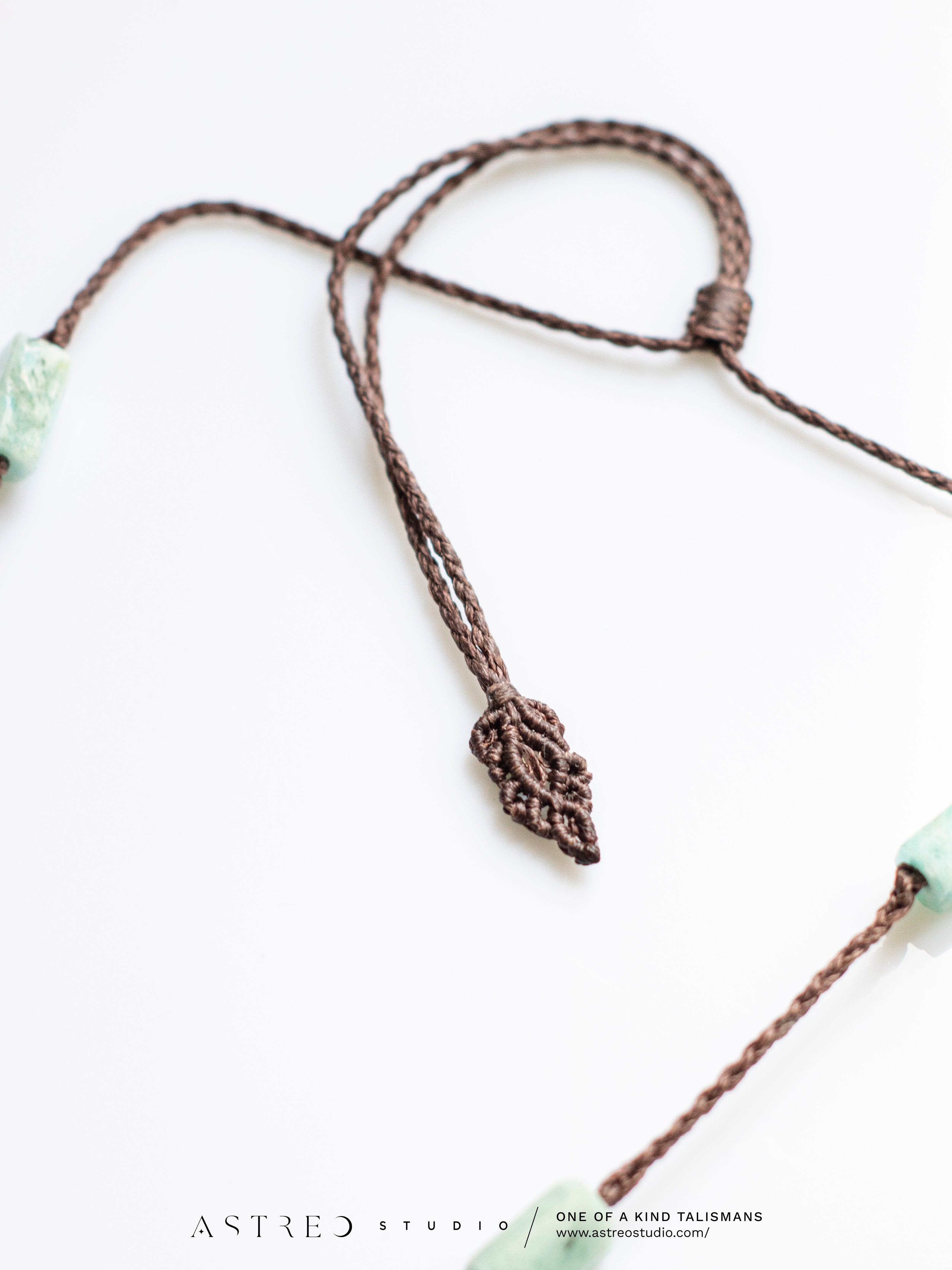 Collar Macramé y Cuero Amazonita