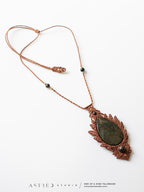 Collar Macrame Obsidiana Manto Huichol