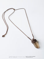 Rookkwarts macramé ketting