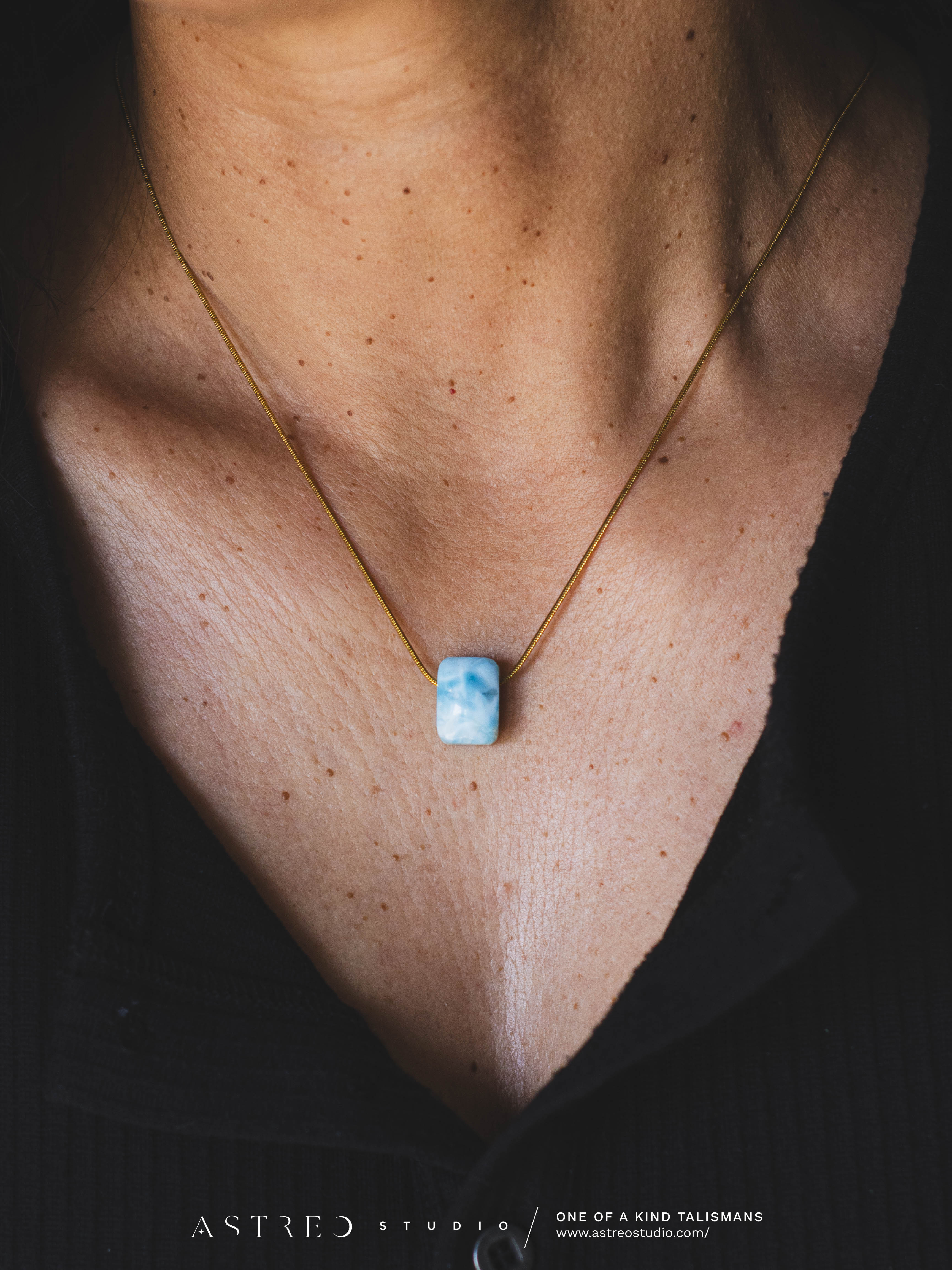Collares Cadena con Larimar