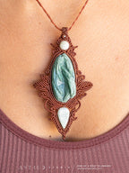 Macramé celadoniet en witte jade ketting 