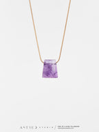 Ketting met chalcedoon 