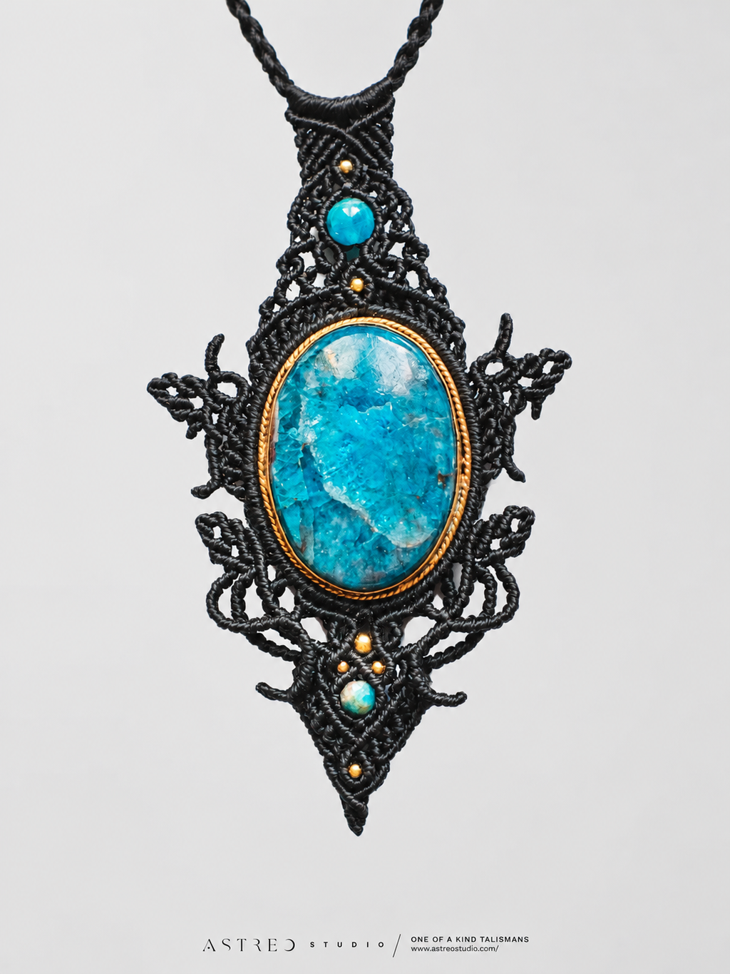 Macrame Apatite Necklace 