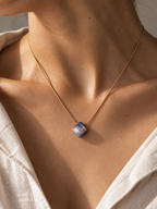 Ketting met chalcedoon 