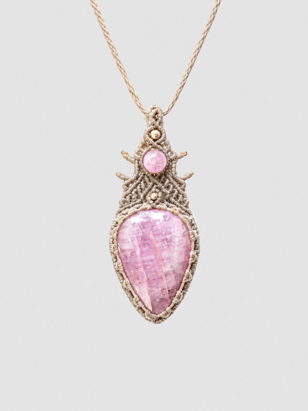 Labradorite Macrame Necklace 