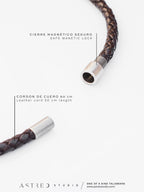 "We Are All One" | Collar Macrame con Cuarzo Gemelo Golden Healer Blue Smoke
