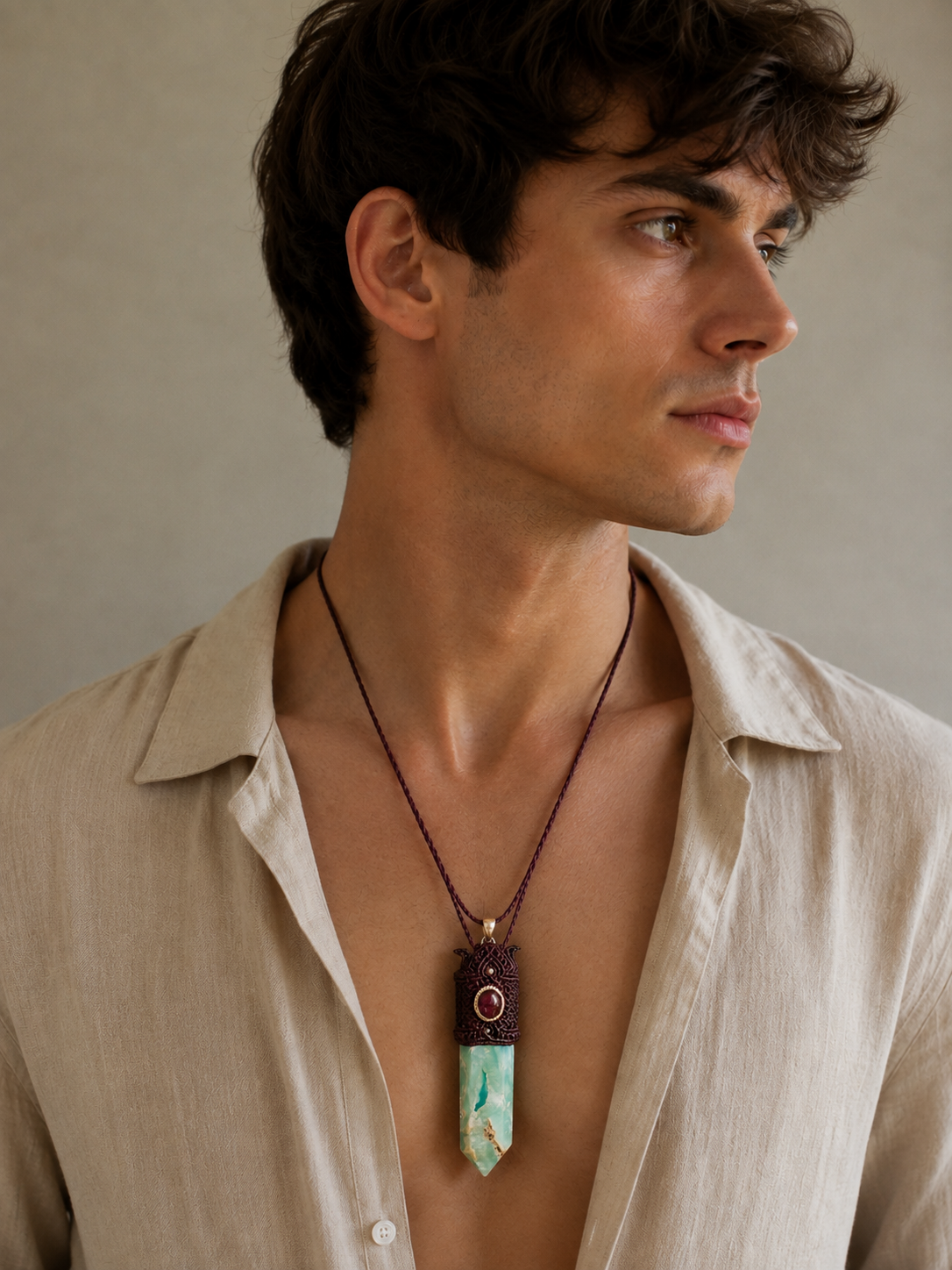 Collar Cuero con Calcita Caribe y Rubi Star