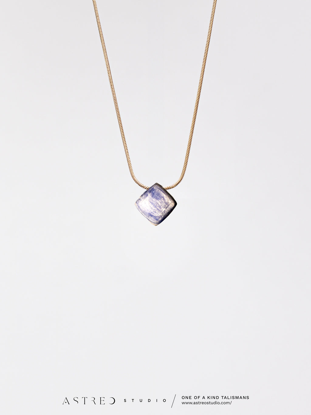 Ketting met chalcedoon 