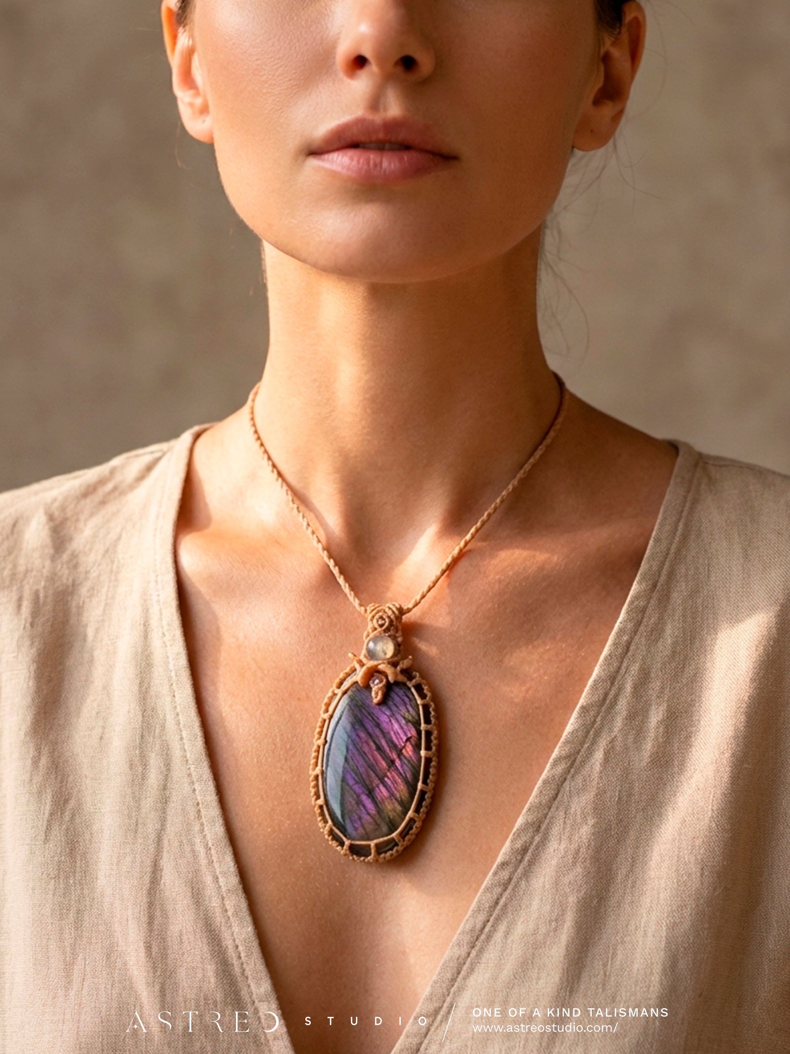 Collar Macrame Labradorita Morada