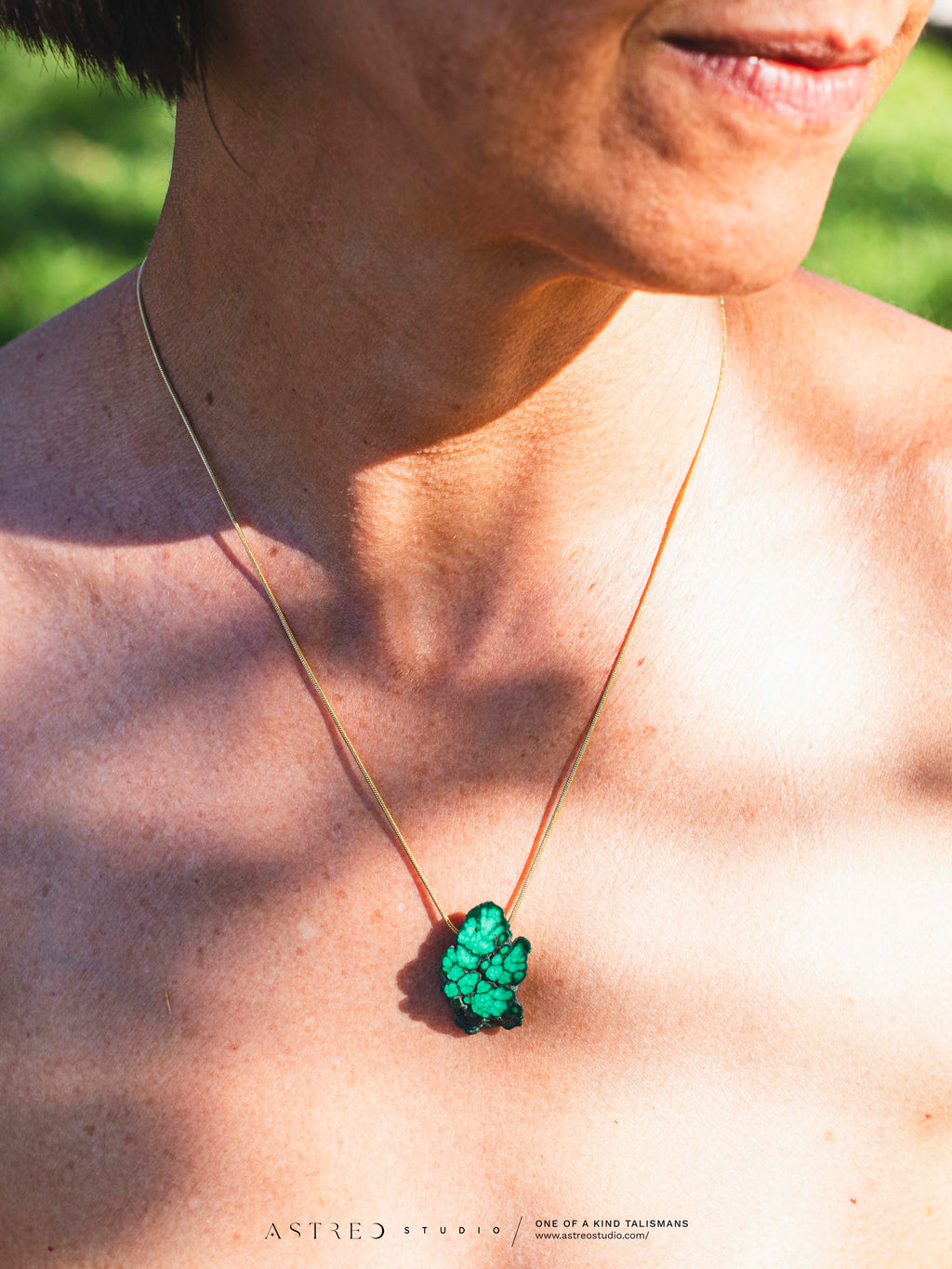 Ketting met chalcedoon 