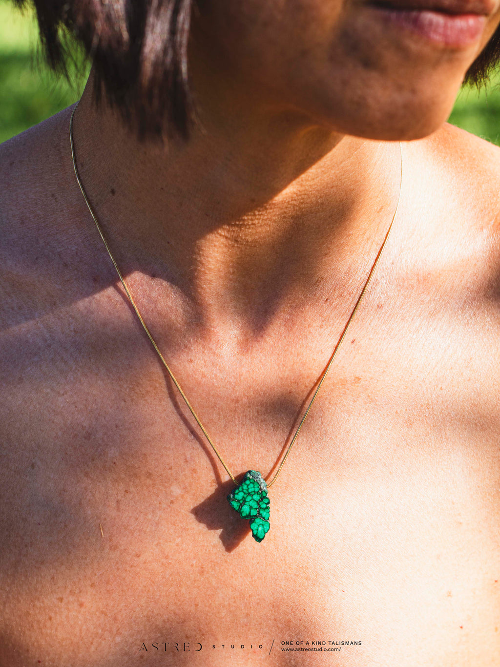 Ketting met chalcedoon 