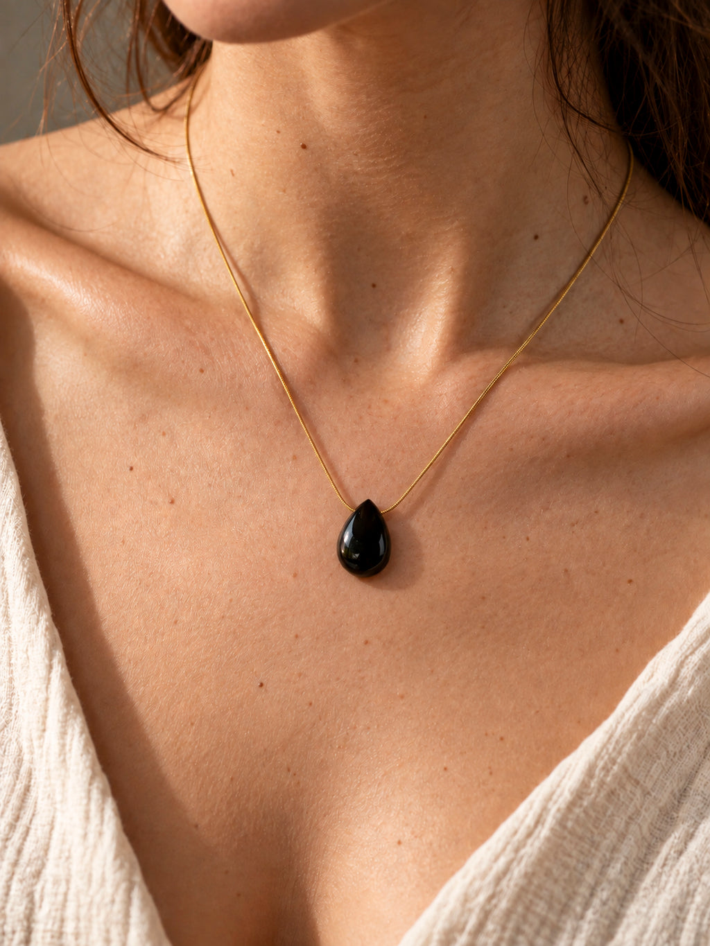 Ketting met tijgeroogmotief 
