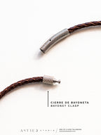 Macramé ketting Master Quartz IV: Plaatvormig met minerale insluitingen