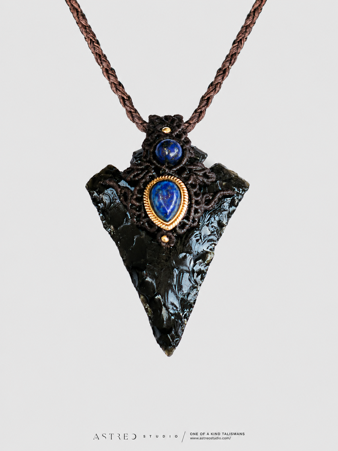Collar Macrame Lanza de Obsidiana y Lapislazuli