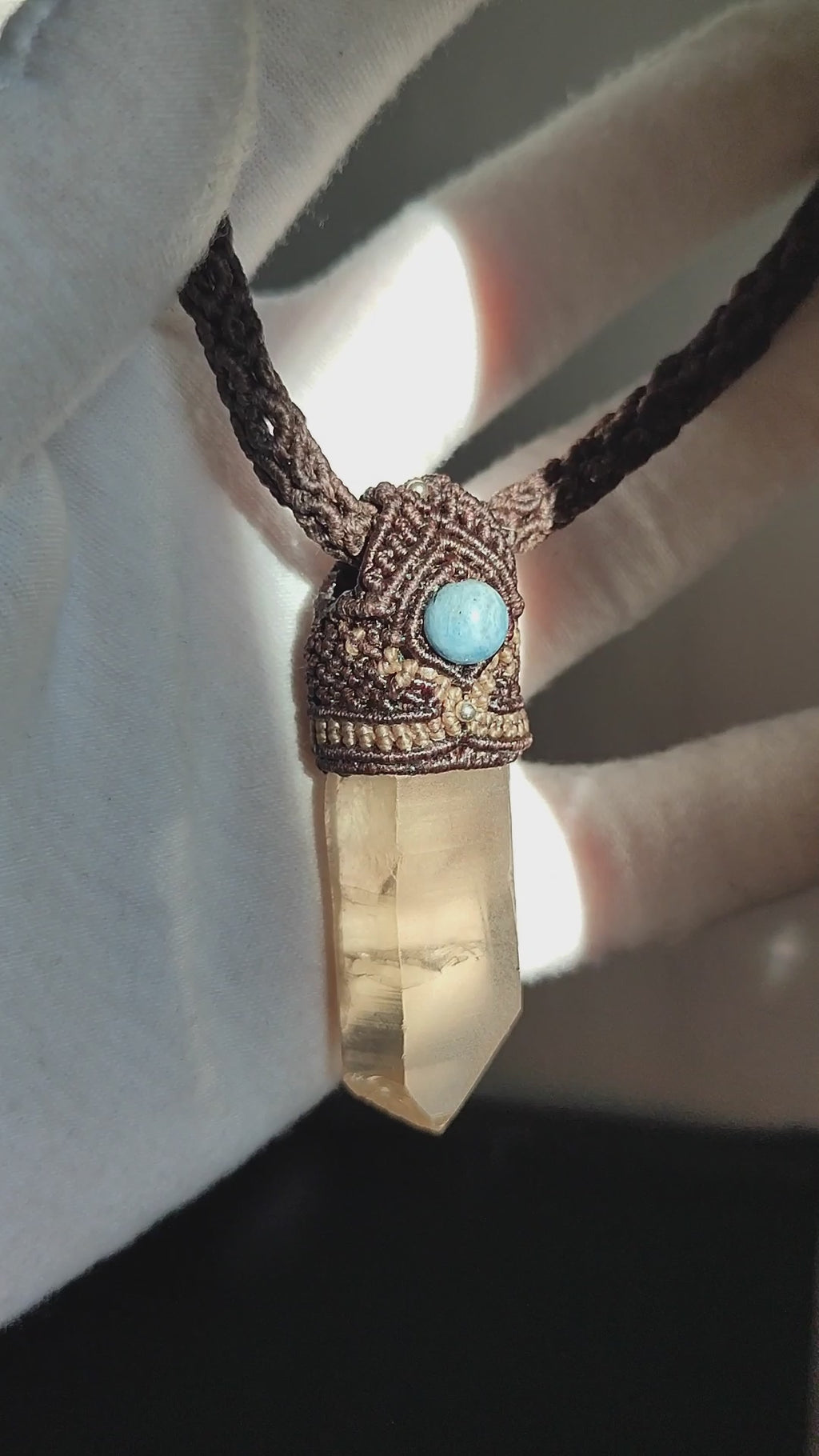 Macramé ketting met Twin Master Quartz en maansteen