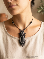 Collar Macrame Turmalina Negra